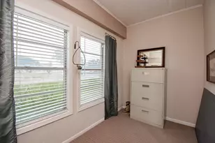 401 Fahrenthold St, El Campo, TX 77437 - Photo 10