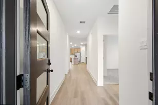 15743 Gdn Rdg Dr, Montgomery, TX 77316 - Photo 2