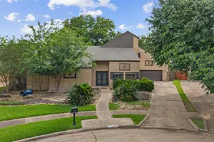 1616 Park Haven Dr, Houston, TX 77077 - Photo 2
