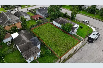 5537 Margarita Street, Houston, TX 77020 - Photo 1