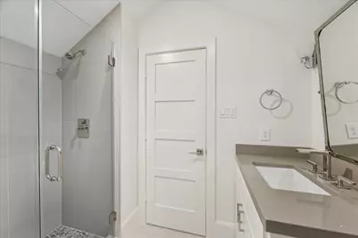 3609 Meadow Lake Lane, Houston, TX 77027 - Photo 40