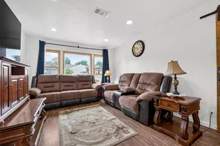 306 Tilden Dr, Pasadena, TX 77506 - Photo 6