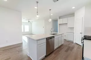 626 Escondido Dr, Dayton, TX 77535 - Photo 6
