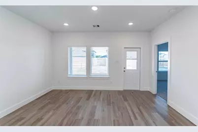 626 Escondido Drive, Dayton, TX 77535 - Photo 8