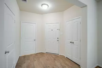 14215 Campo Vista Dr, Houston, TX 77083 - Photo 10