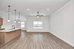 10310 Woodhill Spa Ln, Cleveland, TX 77327 - Photo 12
