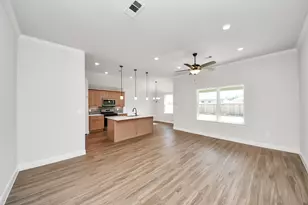 10310 Woodhill Spa Ln, Cleveland, TX 77327 - Photo 10
