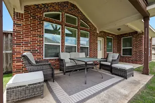 101 Long Meadow Ct, Clute, TX 77531 - Photo 26