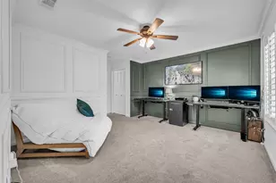 600 Wilcrest Dr, Houston, TX 77042 - Photo 28