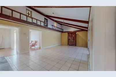 5710 Pickwick Lane, Beaumont, TX 77706 - Photo 4