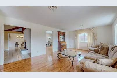 5710 Pickwick Lane, Beaumont, TX 77706 - Photo 8