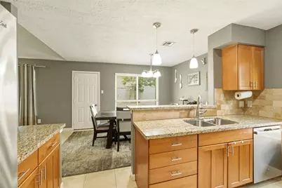 10015 Rustic Rock Road, La Porte, TX 77571 - Photo 6