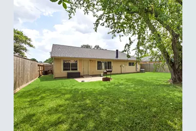 10015 Rustic Rock Road, La Porte, TX 77571 - Photo 16
