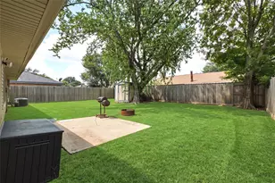 10015 Rustic Rock Rd, La Porte, TX 77571 - Photo 16