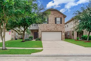 6882 Dogwood Cliff Ln, League City, TX 77539 - Photo 1