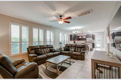 6882 Dogwood Cliff Lane, League City, TX 77539 - Photo 4
