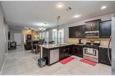 6882 Dogwood Cliff Lane, League City, TX 77539 - Photo 16