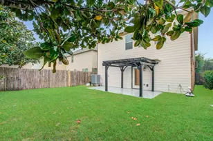 6882 Dogwood Cliff Ln, League City, TX 77539 - Photo 42