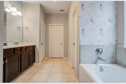 6882 Dogwood Cliff Lane, League City, TX 77539 - Photo 22