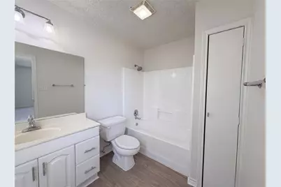 13909 Pirates Beach Boulevard, Galveston, TX 77554 - Photo 10
