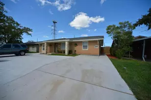 3309 Sunbeam St, Houston, TX 77051 - Photo 2