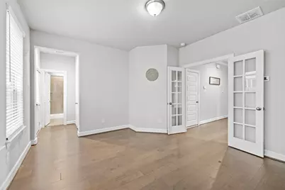 4007 Centre Valley Lane, Houston, TX 77043 - Photo 10