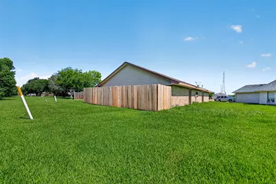 2223 Courtney Ct, Missouri City, TX 77459 - Photo 32