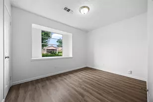 3110 Brisbane St, Houston, TX 77051 - Photo 6