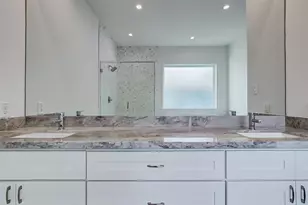 8926 Spring Knoll Forest Dr, Houston, TX 77080 - Photo 20