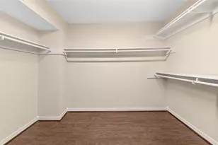 9621 Longmont Dr, Houston, TX 77063 - Photo 24