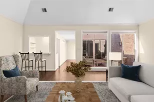 9621 Longmont Dr, Houston, TX 77063 - Photo 14