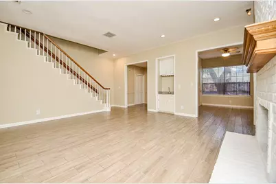 4 Bayou Pointe Drive, Houston, TX 77063 - Photo 10