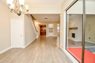 4 Bayou Pointe Dr, Houston, TX 77063 - Photo 18