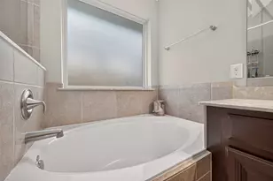 20234 Fossil Valley Ln, Cypress, TX 77433 - Photo 36