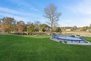 1700 Twin Oaks Cir, Brenham, TX 77833 - Photo 24