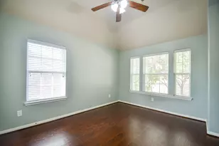 723 Overdell Dr, Sugar Land, TX 77479 - Photo 22