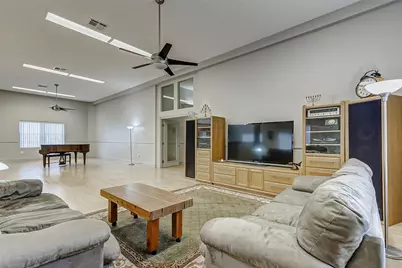 101 N Main Street, Baytown, TX 77520 - Photo 4