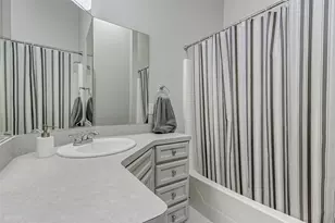 101 N Main St, Baytown, TX 77520 - Photo 18