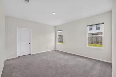 31318 Gayle Prairie Oaks Street, Waller, TX 77484 - Photo 12