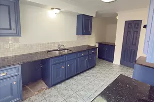 8719 Beau Monde Dr, Houston, TX 77099 - Photo 4
