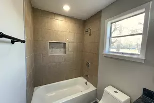 104 Co Rd 2401, Hull, TX 77564 - Photo 28