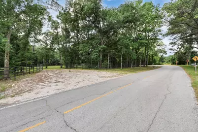 21765 Bailey Grove Rd, Montgomery, TX 77356 - Photo 16