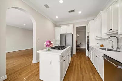 1933 Woodbury Street #A, Houston, TX 77030 - Photo 14
