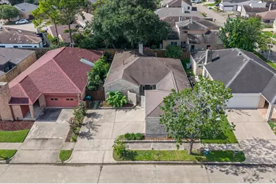7731 Quail Meadow Drive, Houston, TX 77071 - Photo 34