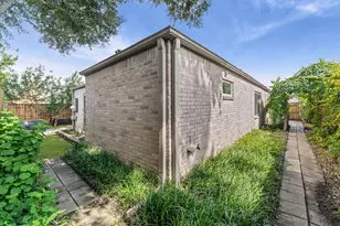 7731 Quail Meadow Dr, Houston, TX 77071 - Photo 32