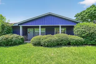 1019 Lamar St, Liberty, TX 77575 - Photo 1