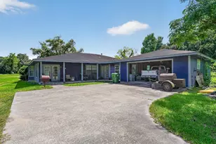 1019 Lamar St, Liberty, TX 77575 - Photo 4