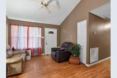1019 Lamar Street, Liberty, TX 77575 - Photo 10