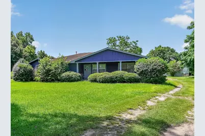 1019 Lamar Street, Liberty, TX 77575 - Photo 2