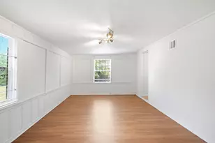 807 E 43rd St, Houston, TX 77022 - Photo 16